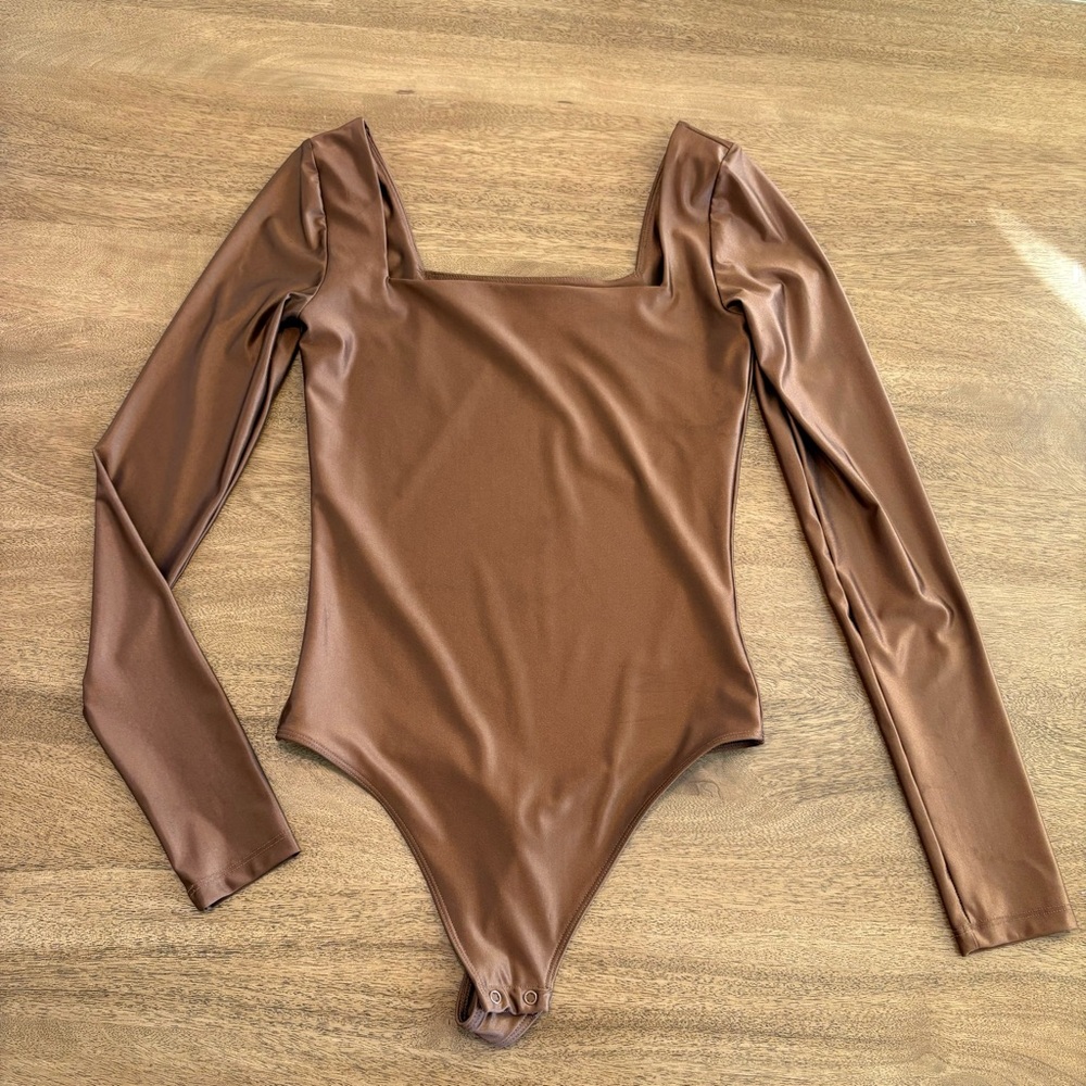Aritzia Babaton Body Suit